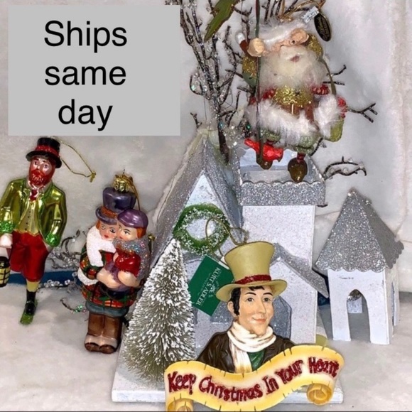 Make an OFFER Colossal CHRISTMAS READY VILLAGE, Villagers, Ornaments, Trees 🌲 - Picture 17 of 17